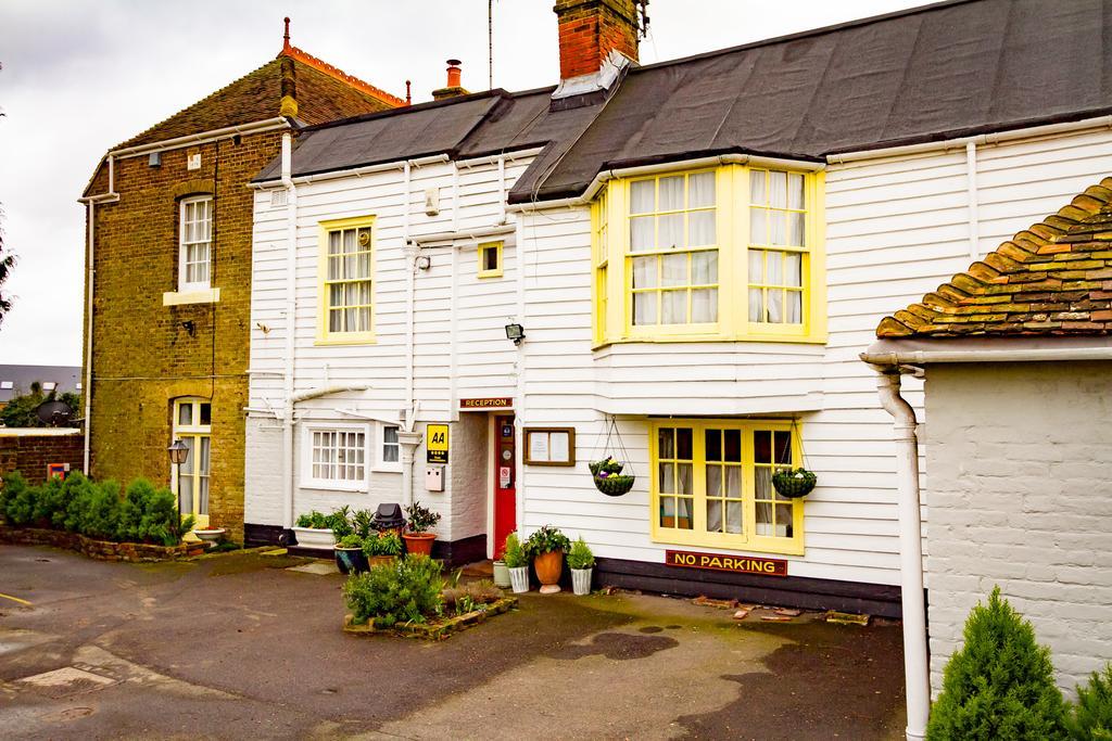 Bed and Breakfast The Beaumont à Sittingbourne Extérieur photo